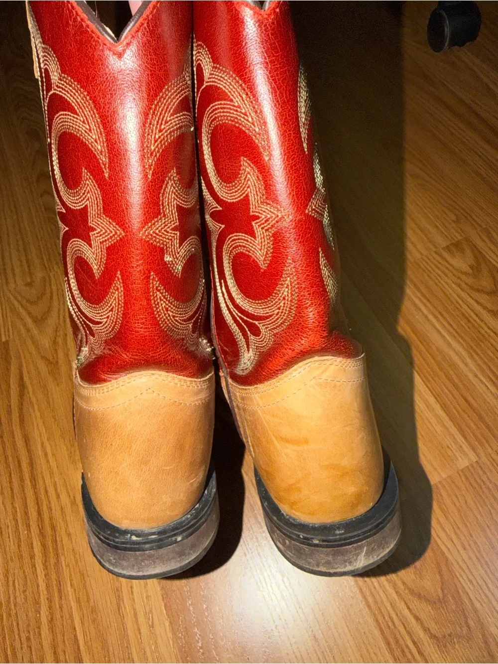 Cody James Leather Cowboy Boots Size 4 Big Kids
